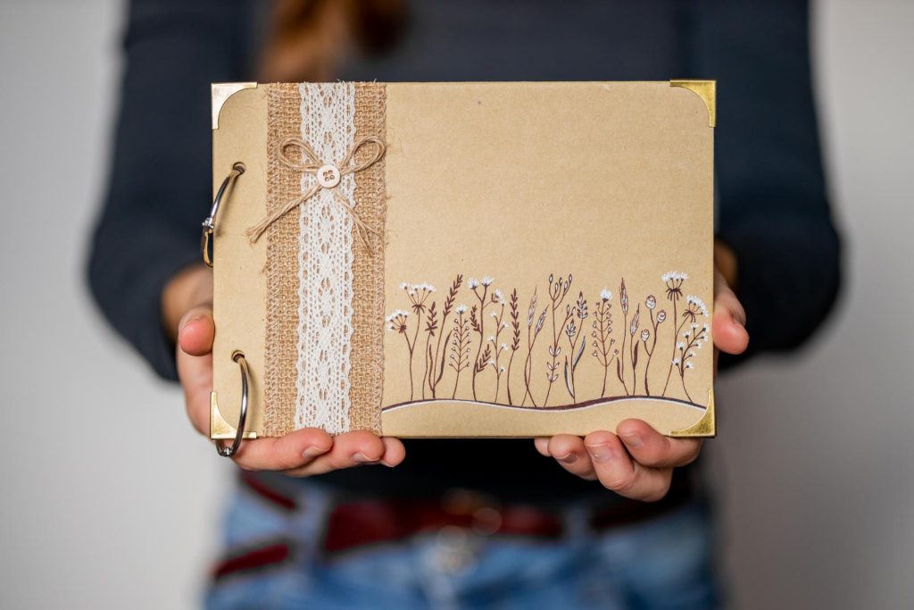 GraceArt – ručne vyrobený zápisník a fotoalbum 12